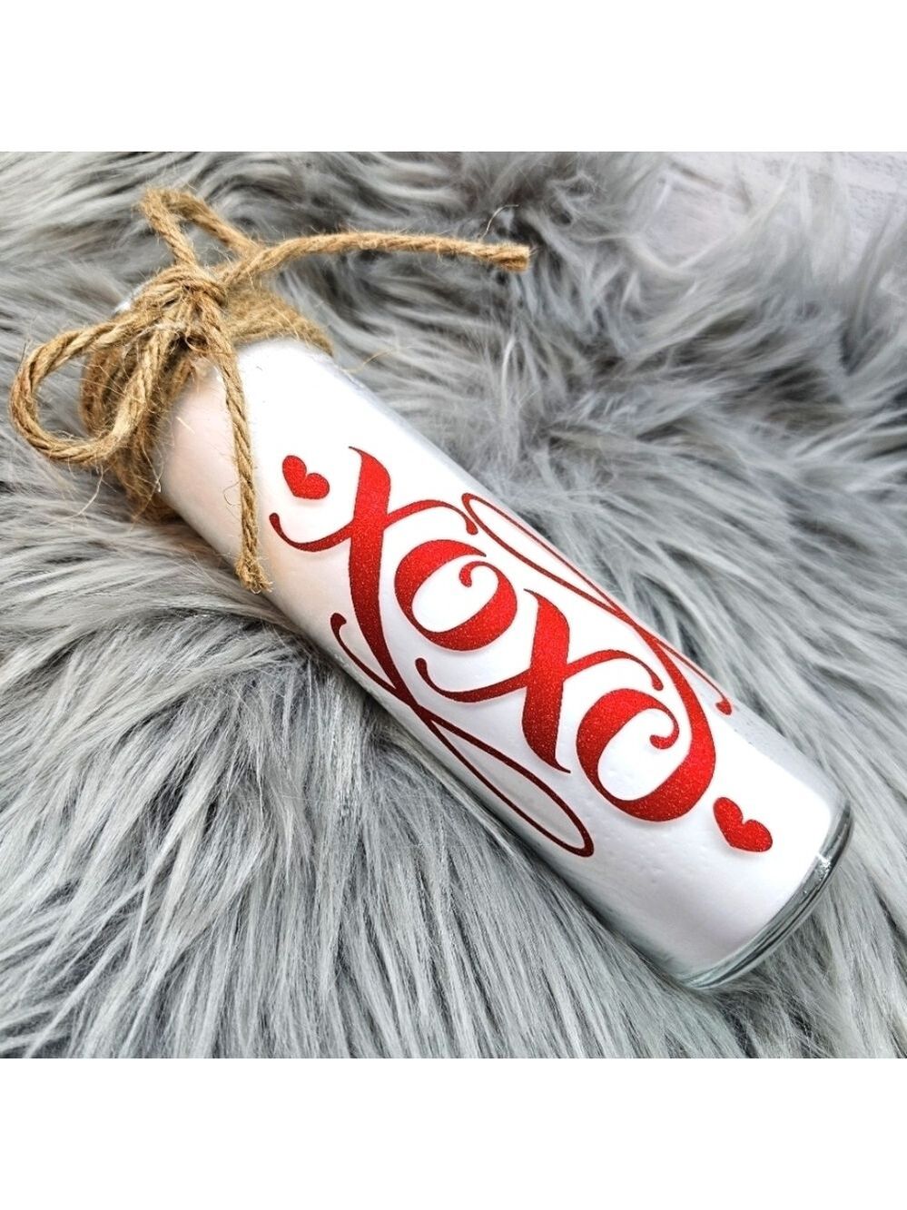 XOXO Valentine candle